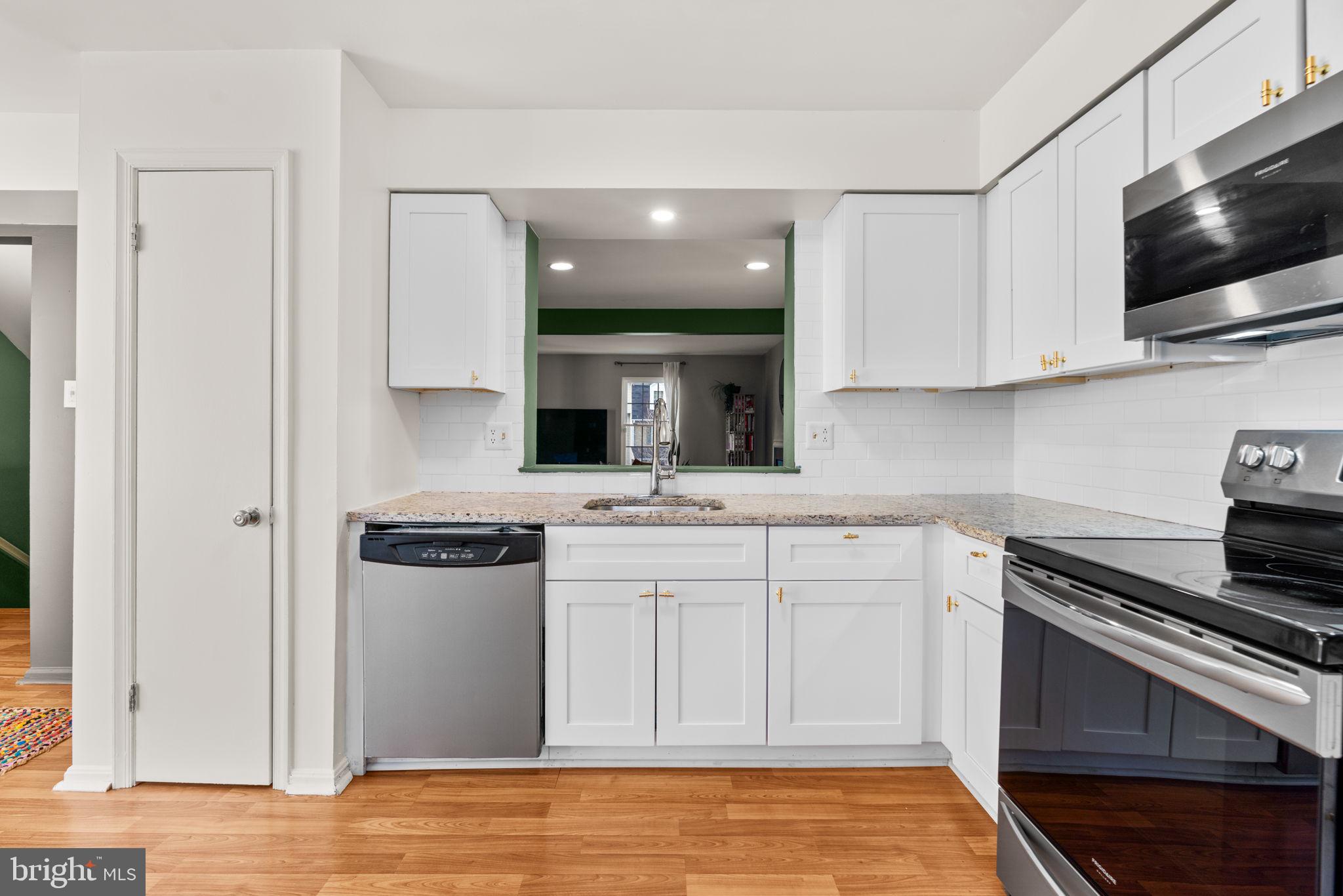 VILLAGE OF HICKORY RIDGE - Residential