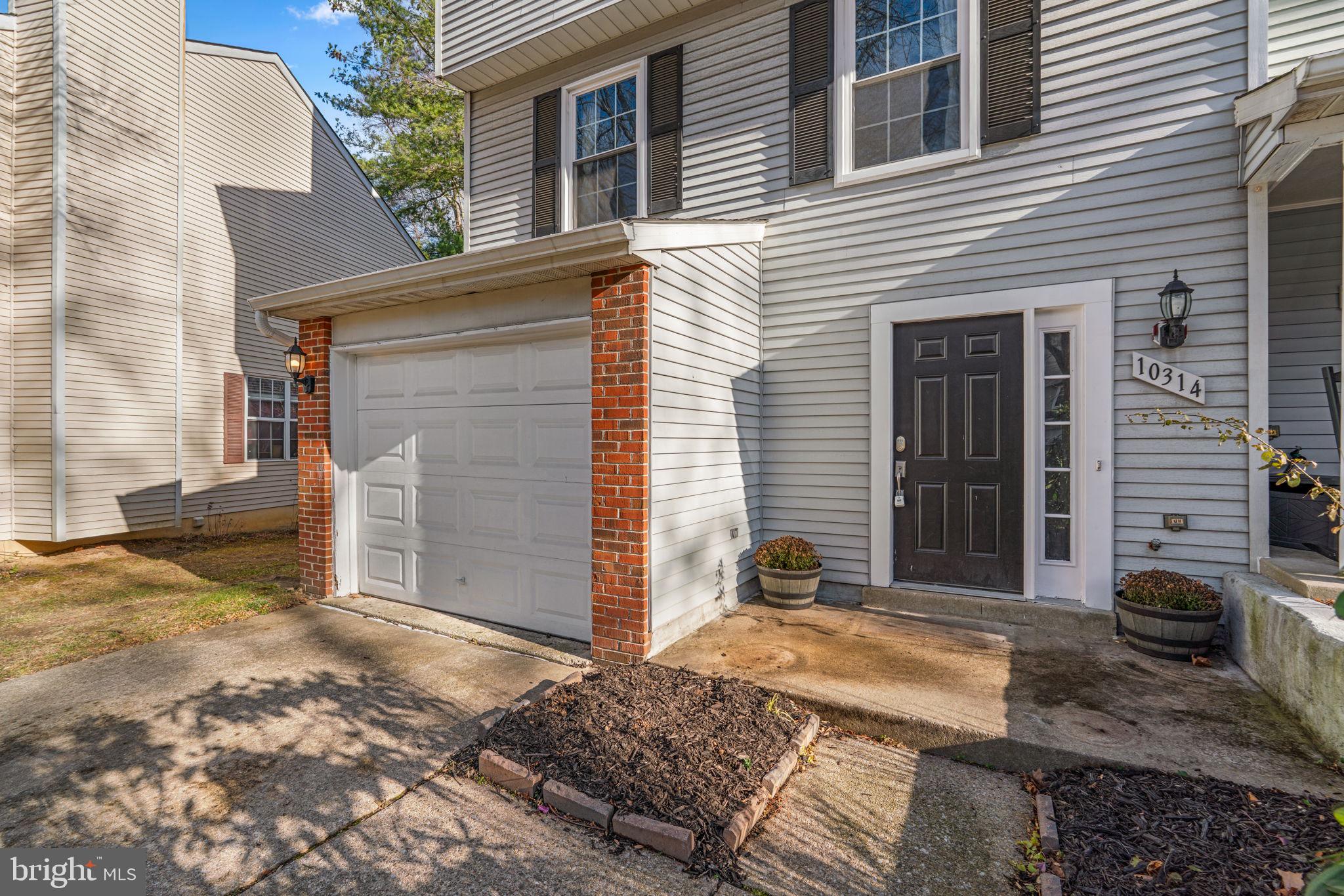 VILLAGE OF HICKORY RIDGE - Residential