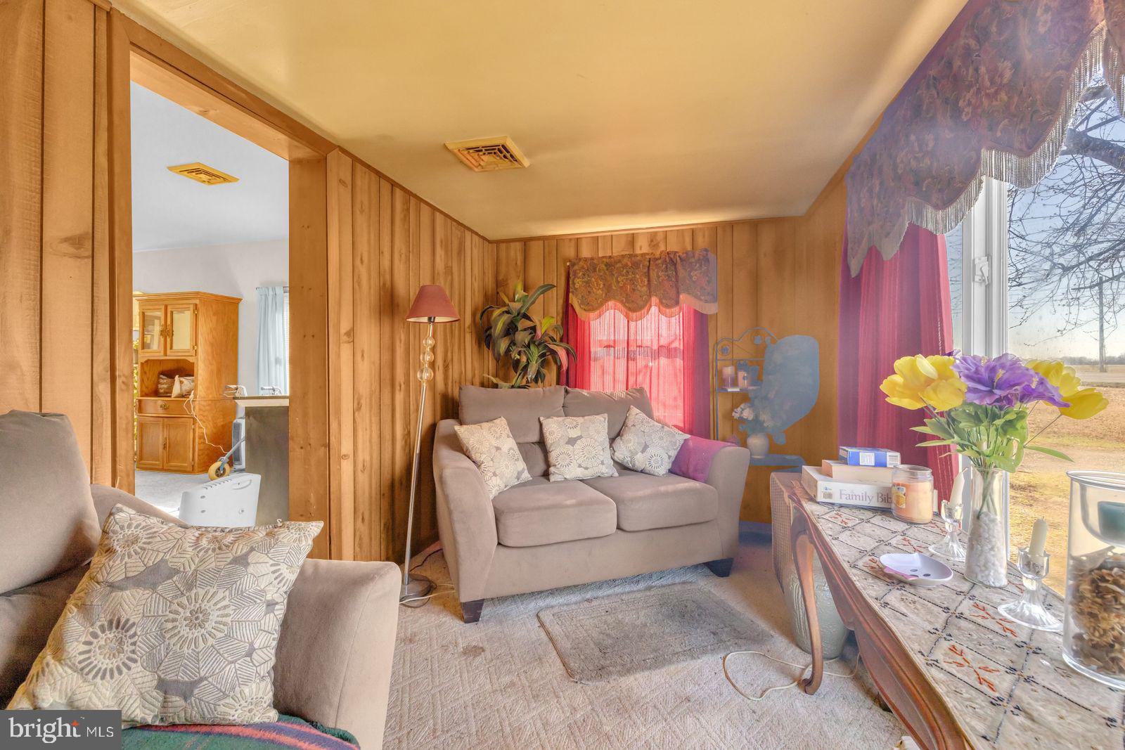 EASTON - Residential