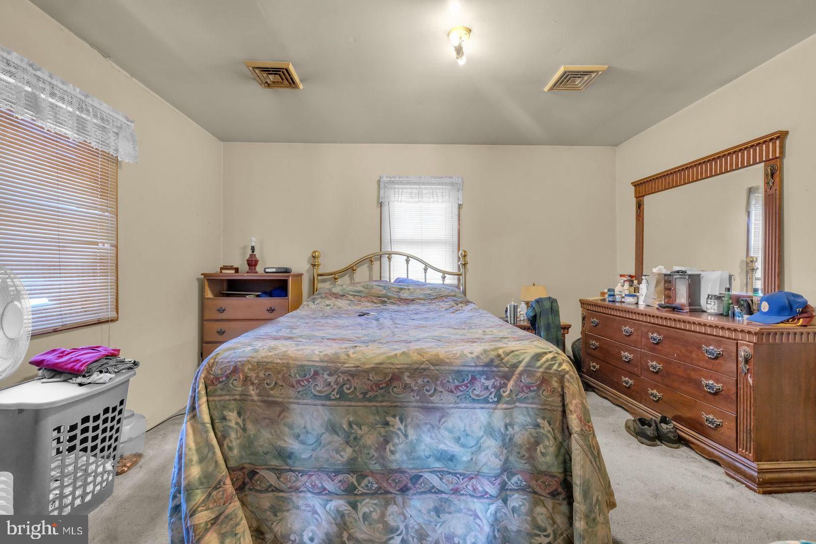 EASTON - Residential