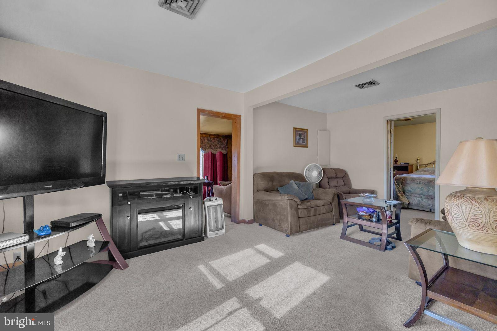 EASTON - Residential