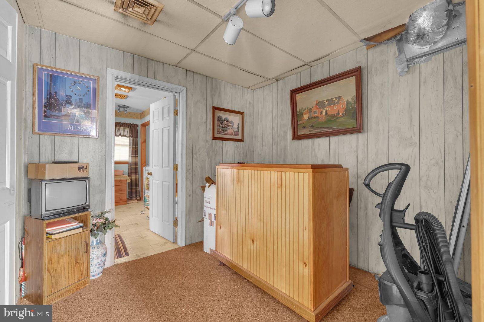 EASTON - Residential