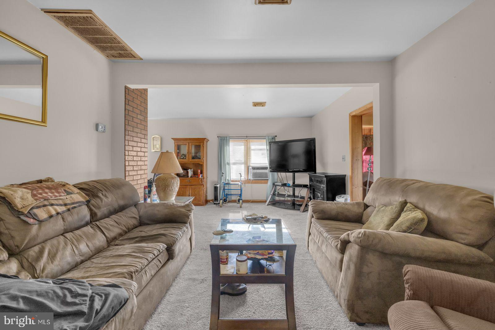 EASTON - Residential