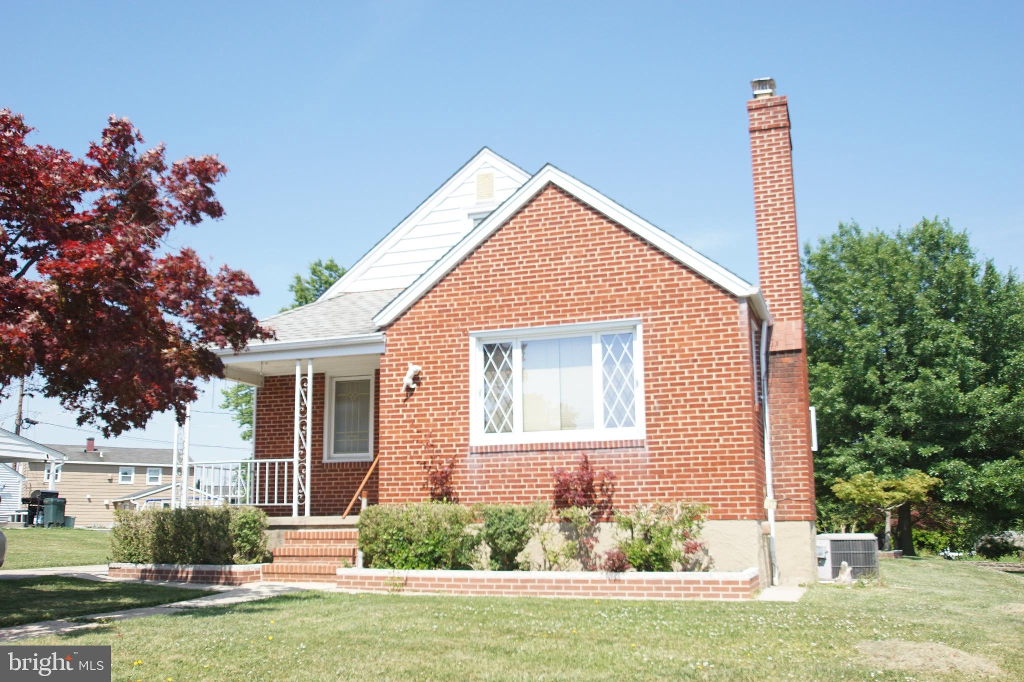 PERRY HALL - Residential Lease