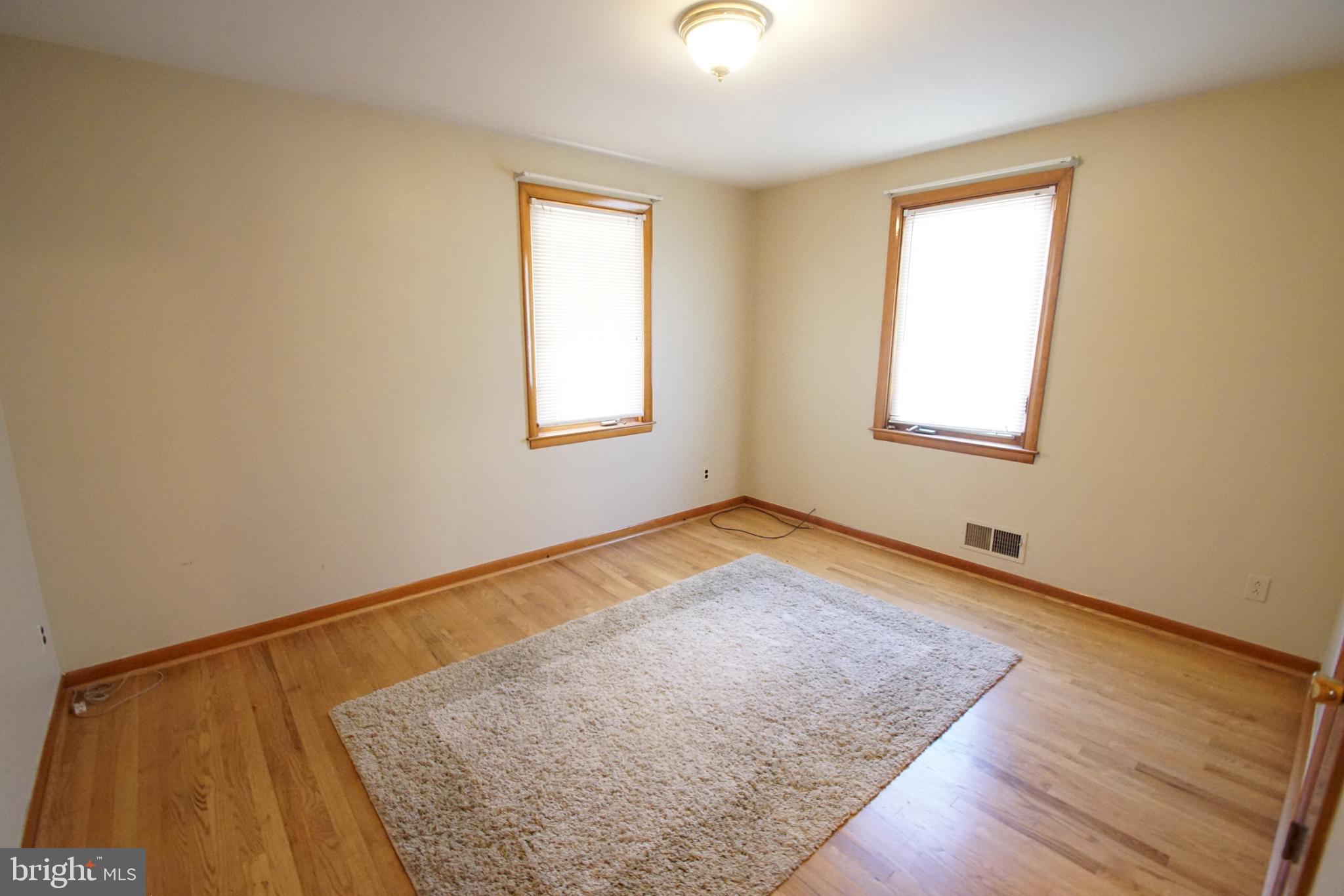 PERRY HALL - Residential Lease