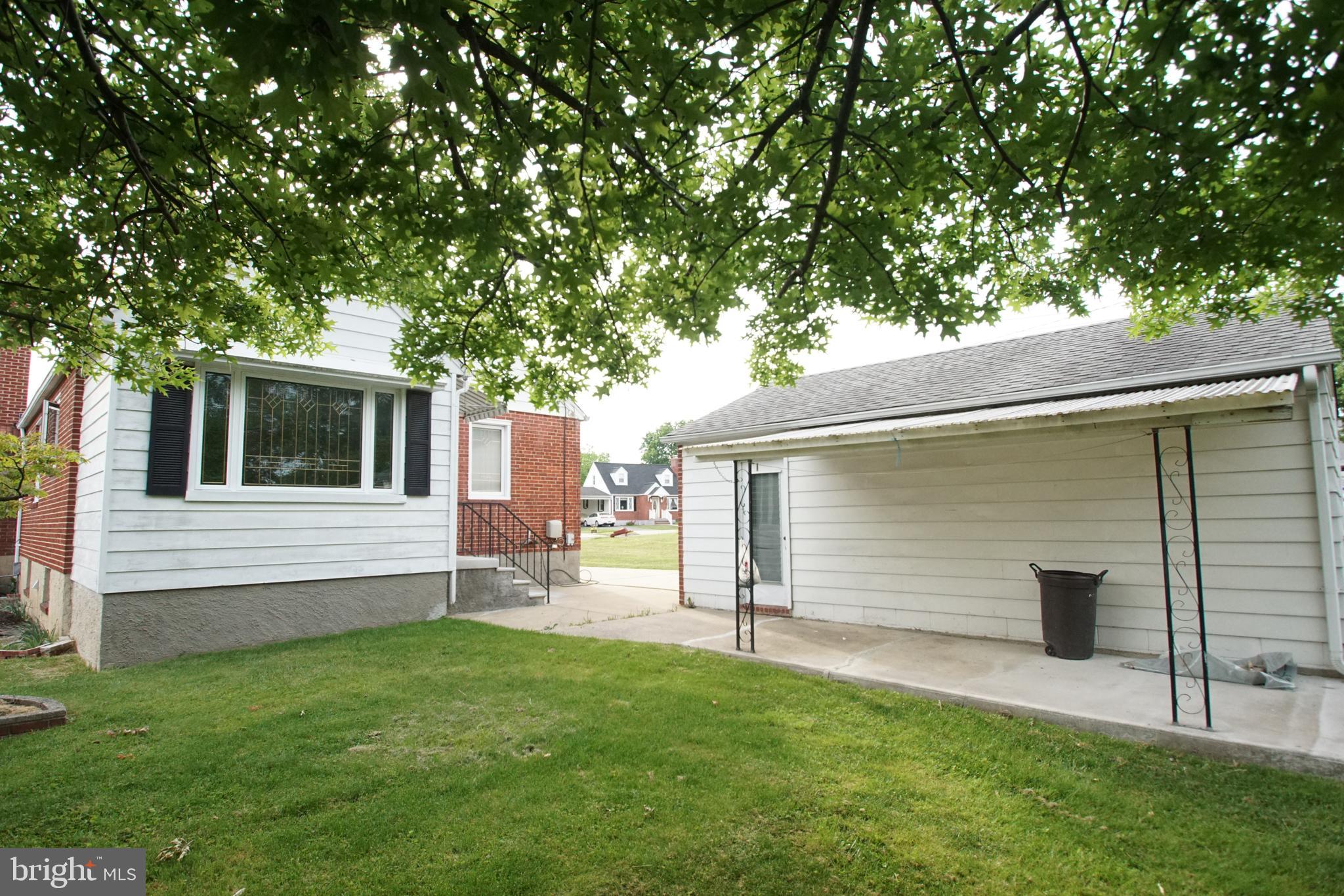 PERRY HALL - Residential Lease