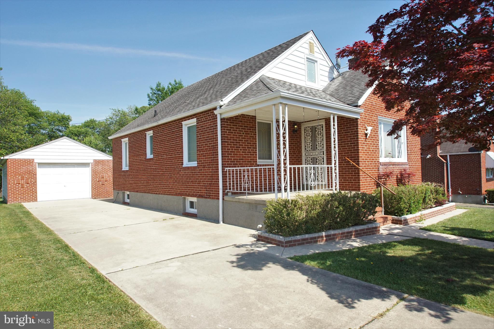 PERRY HALL - Residential Lease