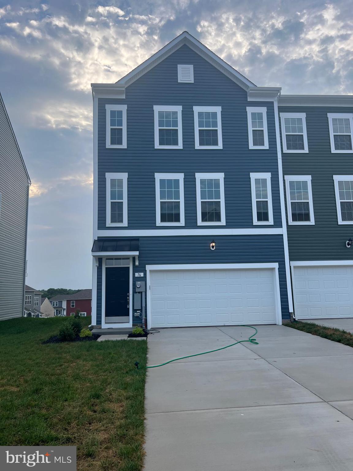 76 STAFFORD PLACE