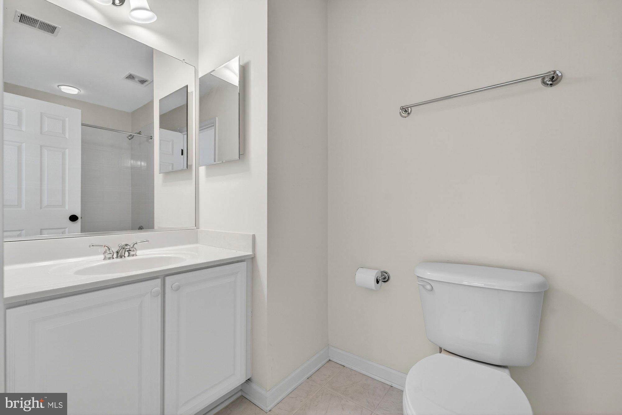 HUNTING HILLS - Residential