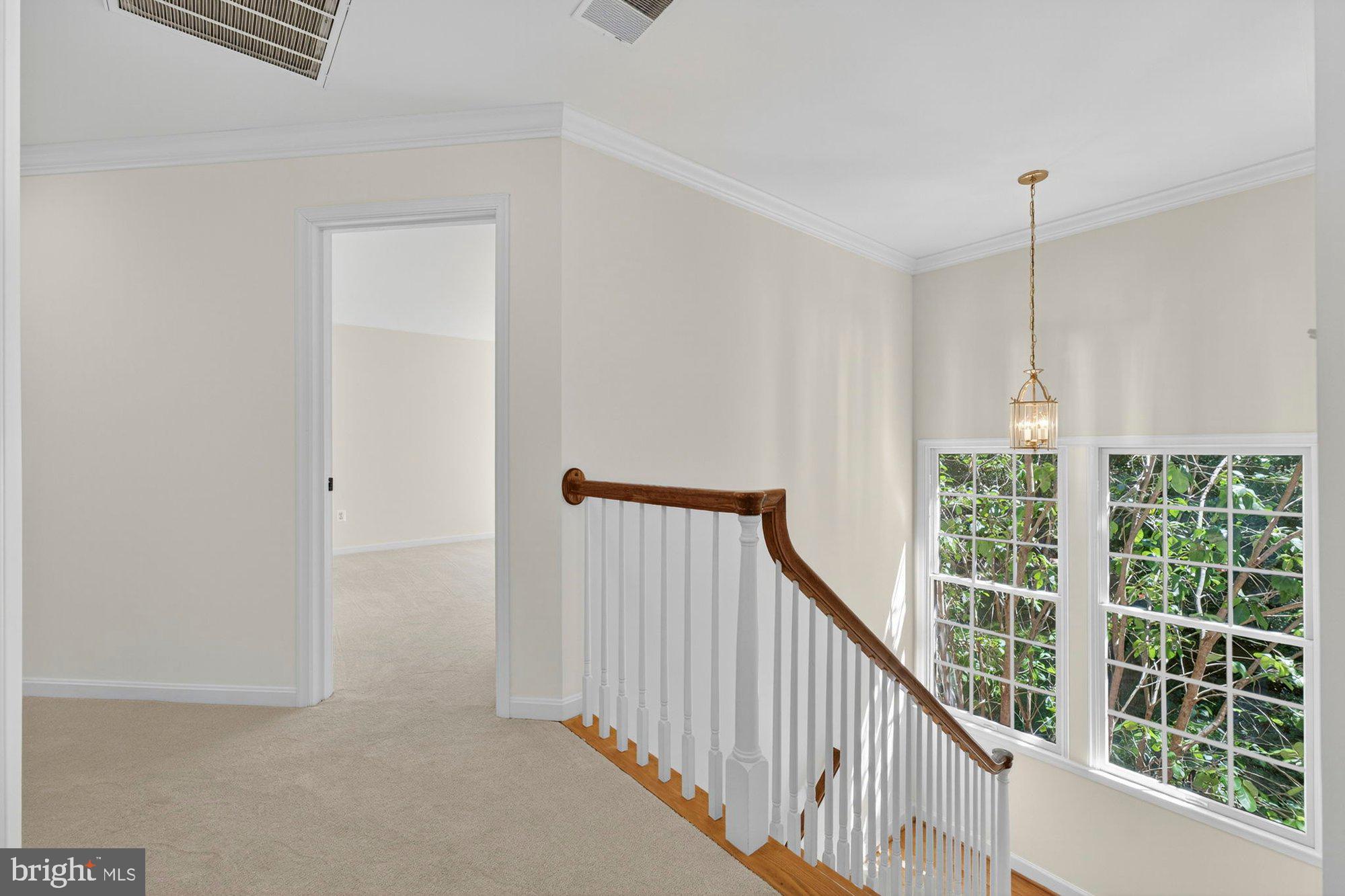 HUNTING HILLS - Residential