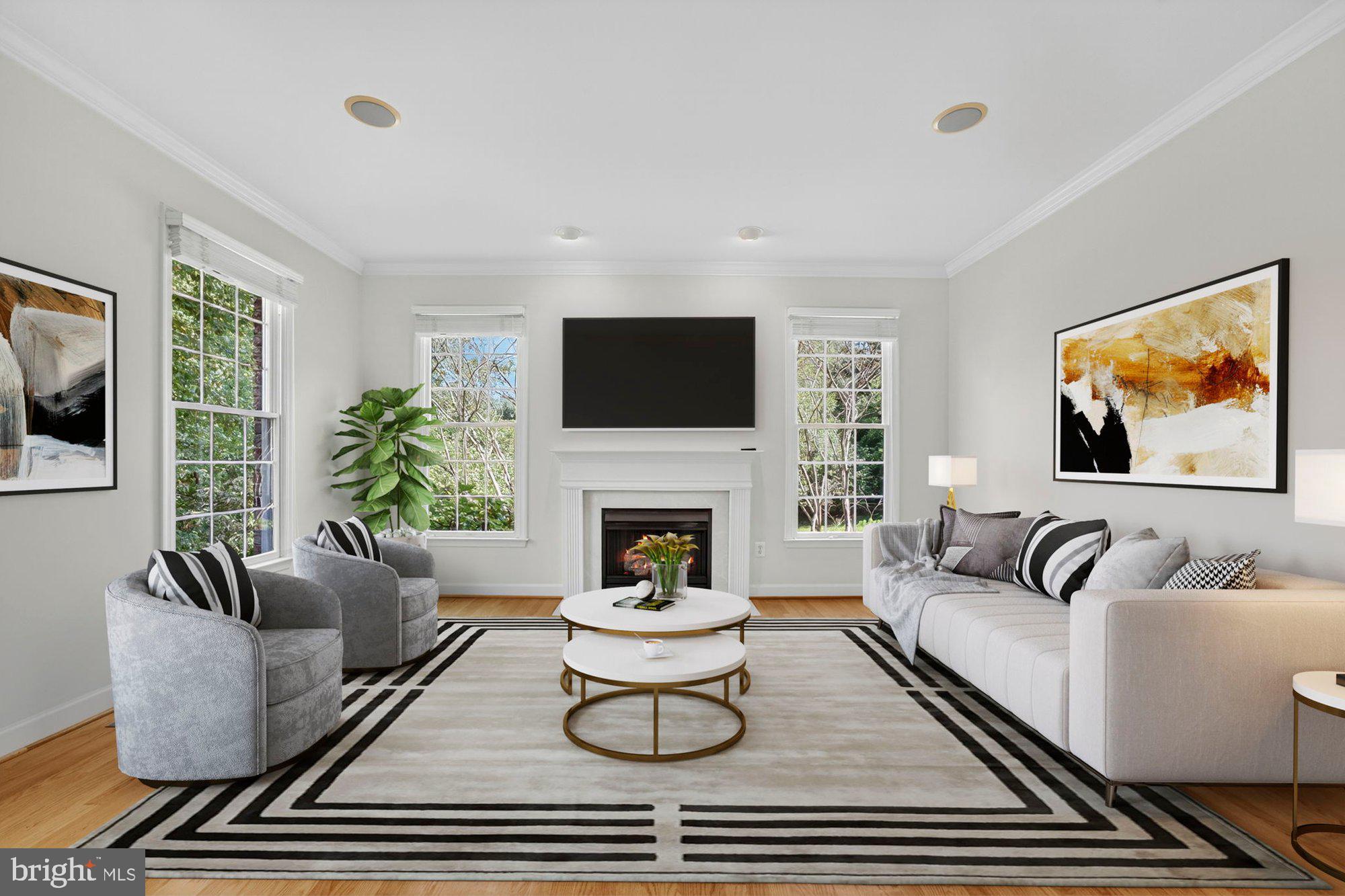 HUNTING HILLS - Residential