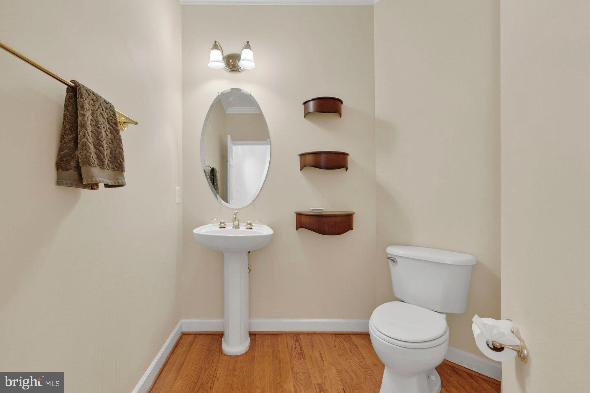 HUNTING HILLS - Residential