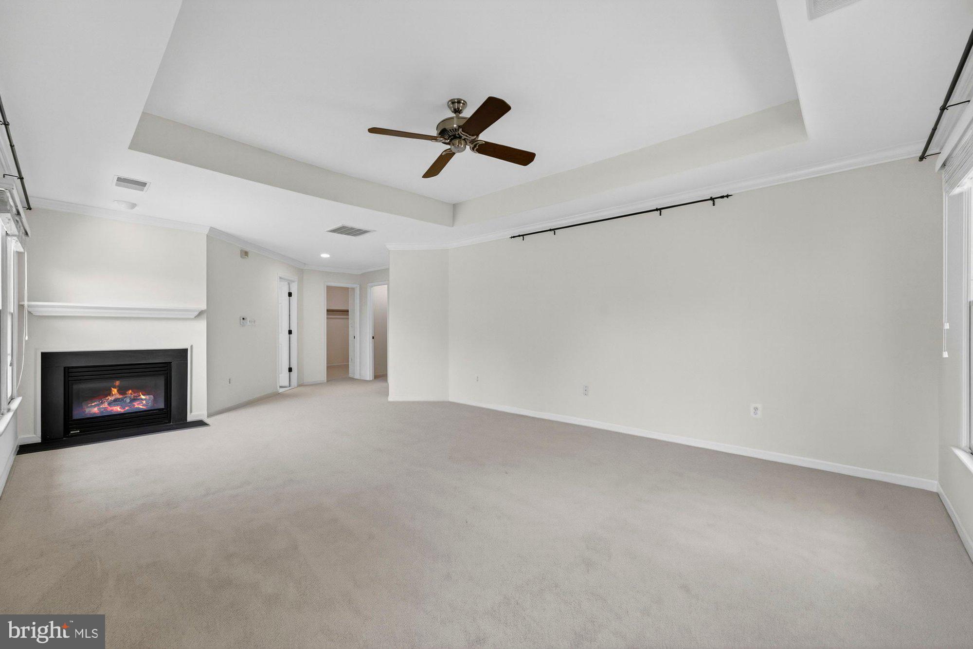 HUNTING HILLS - Residential