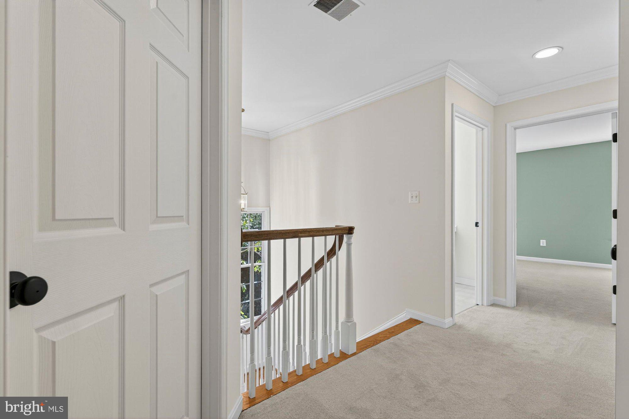 HUNTING HILLS - Residential