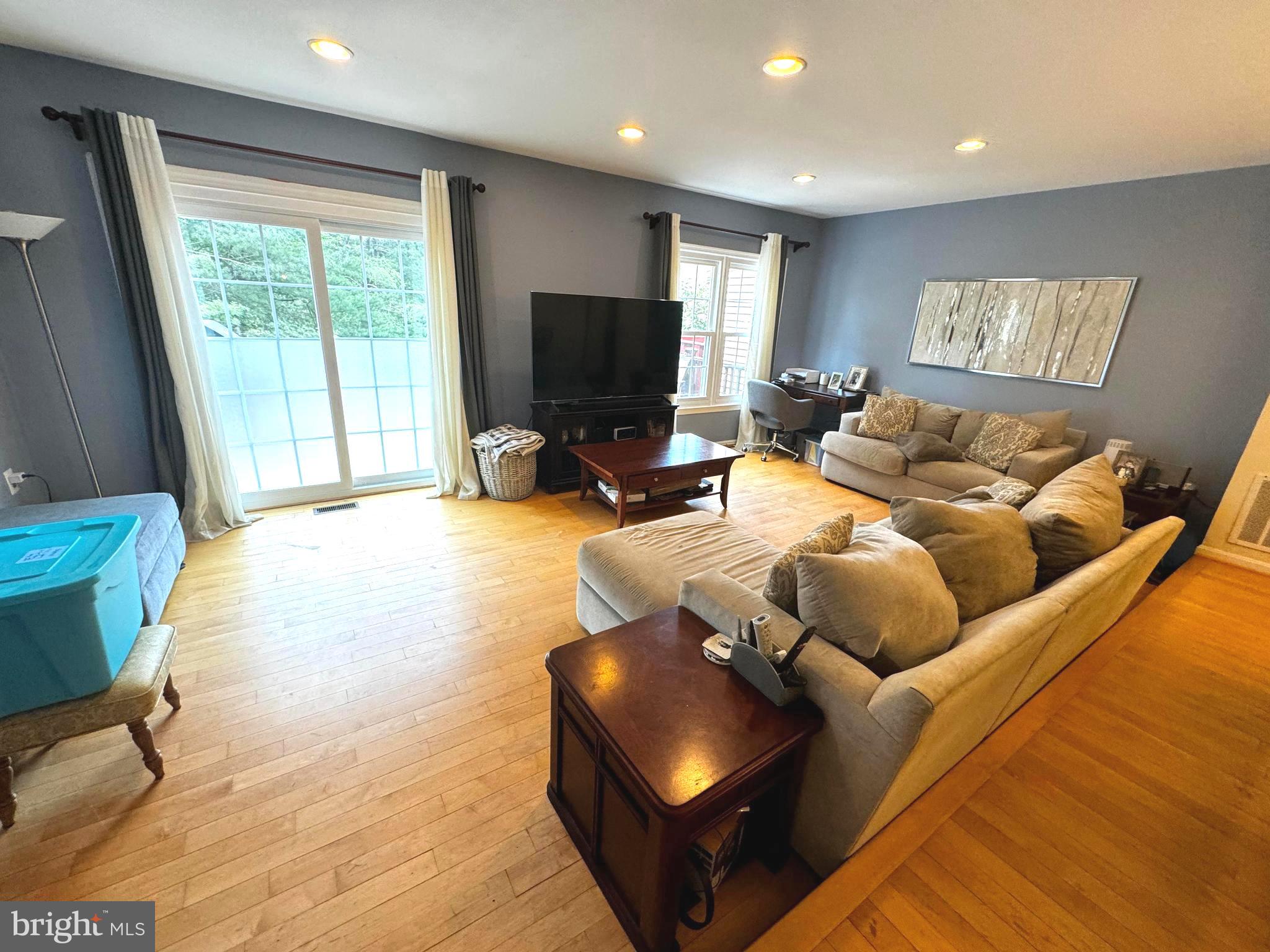 WILDWOOD HILLS - Residential