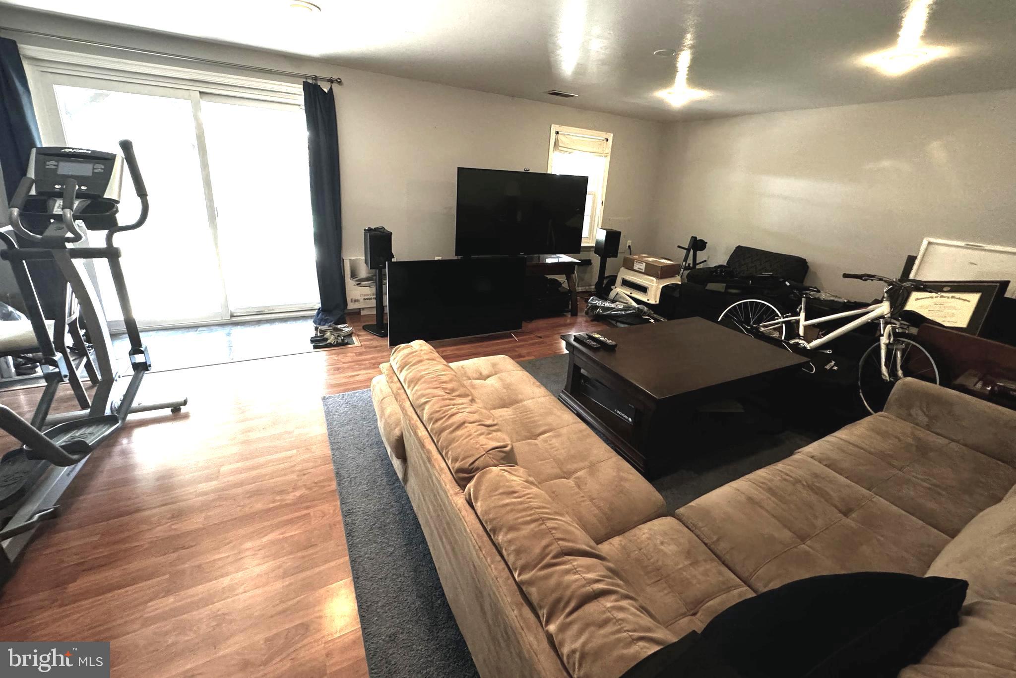 WILDWOOD HILLS - Residential