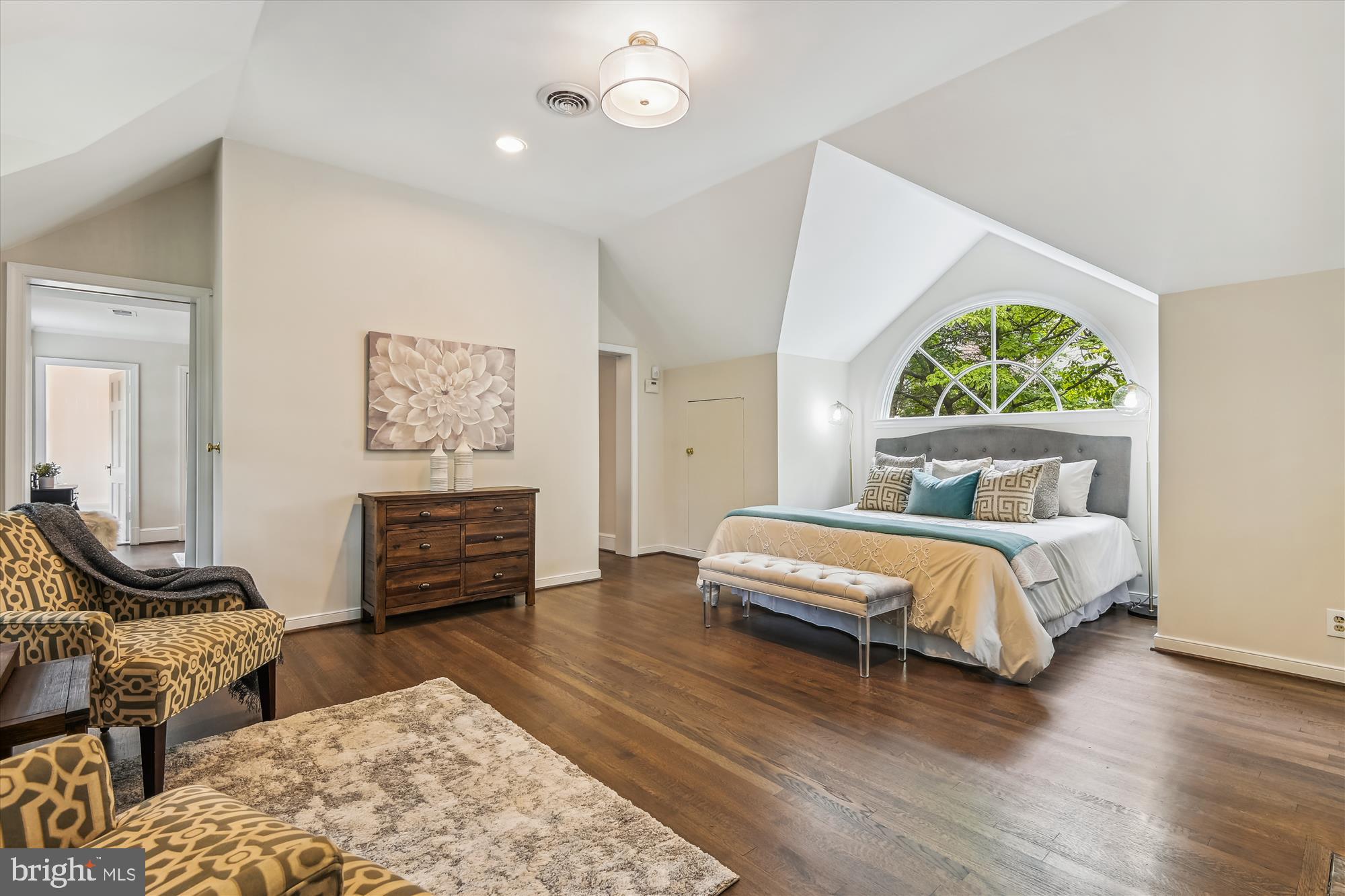 CHEVY CHASE - Residential