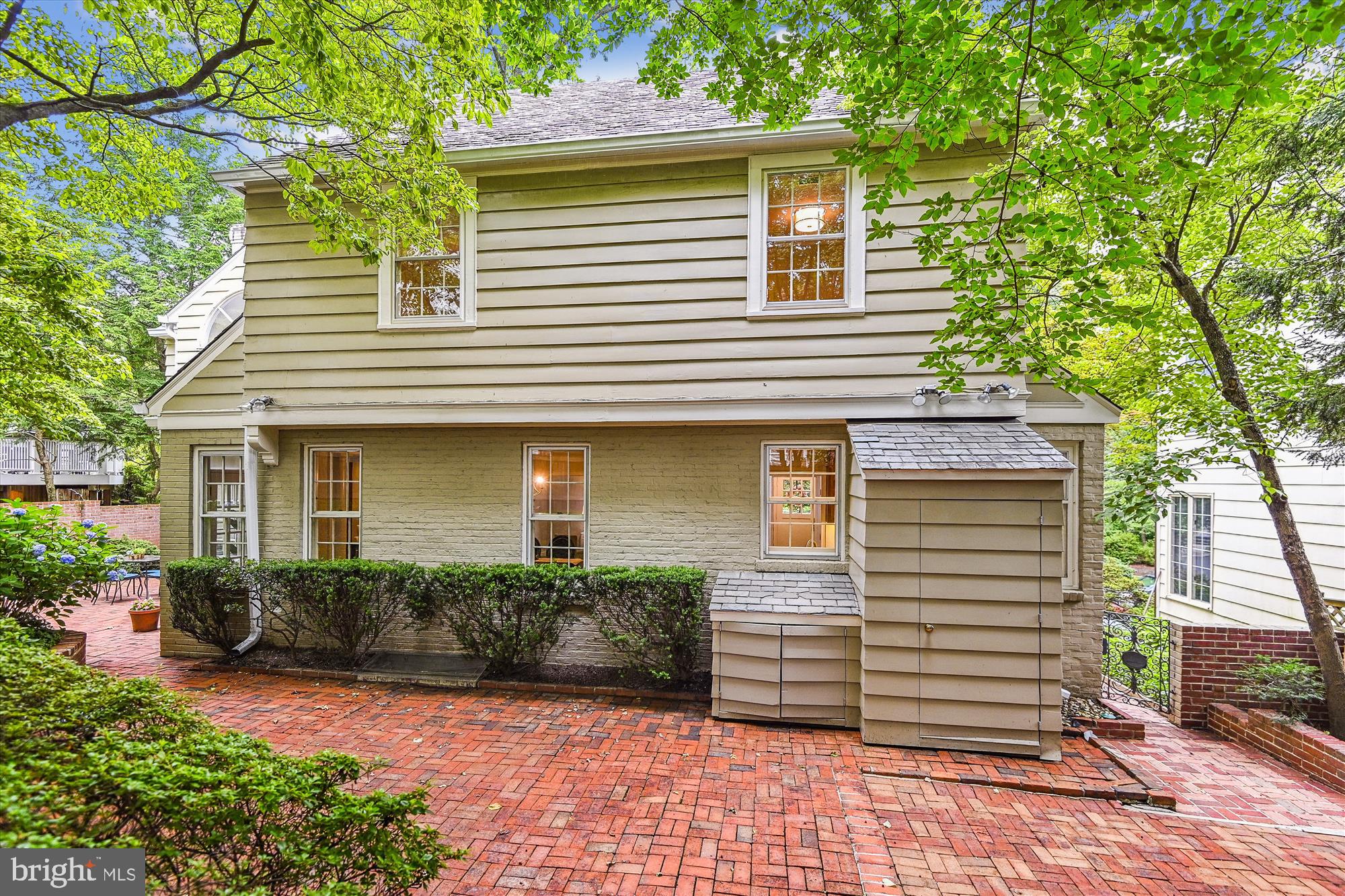 CHEVY CHASE - Residential