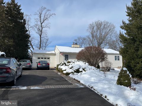 Photo of 36 N Westview Avenue, FEASTERVILLE TREVOSE, PA 19053 (MLS # PABU2110562)