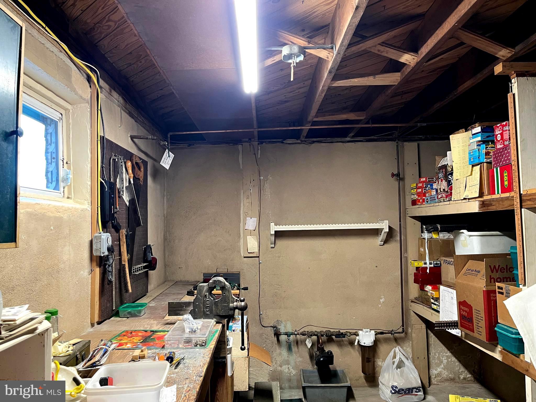 FEASTERVILLE - Residential