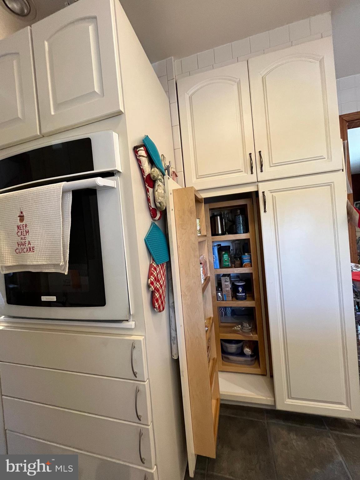 FEASTERVILLE - Residential