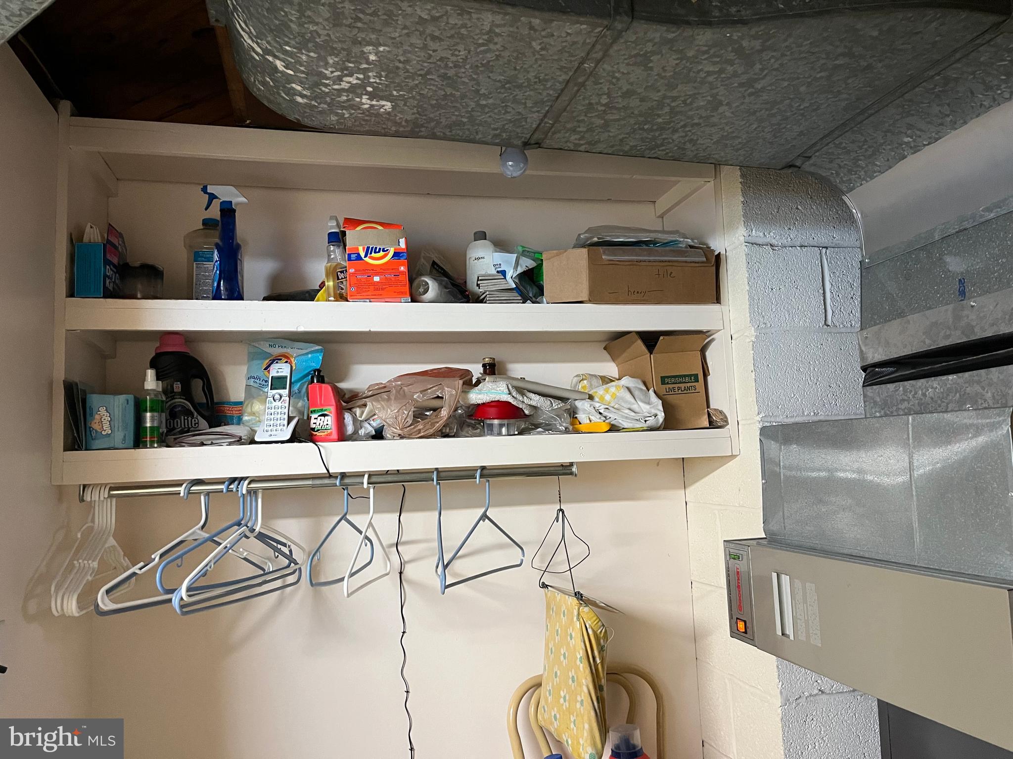 FEASTERVILLE - Residential