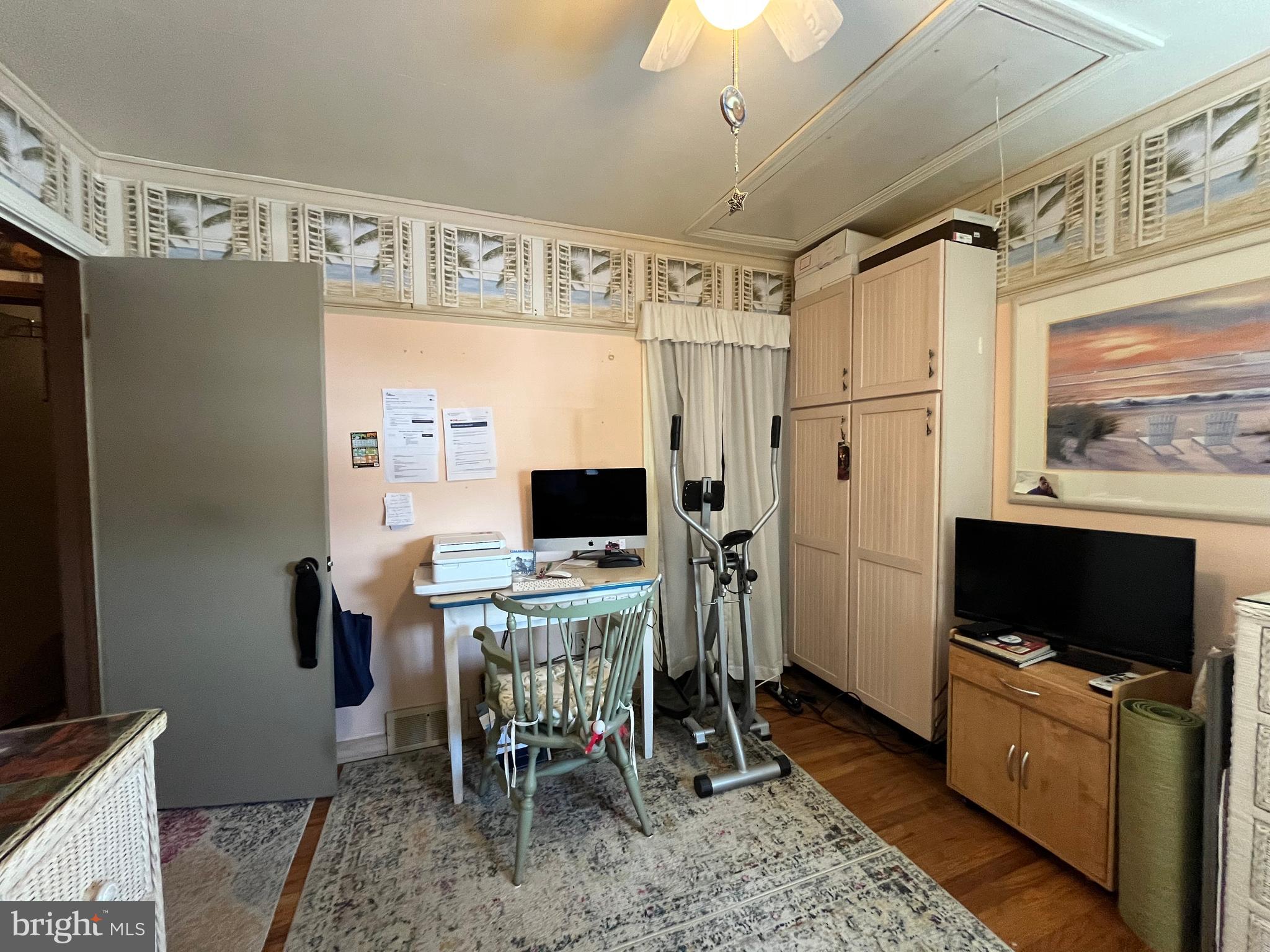 FEASTERVILLE - Residential