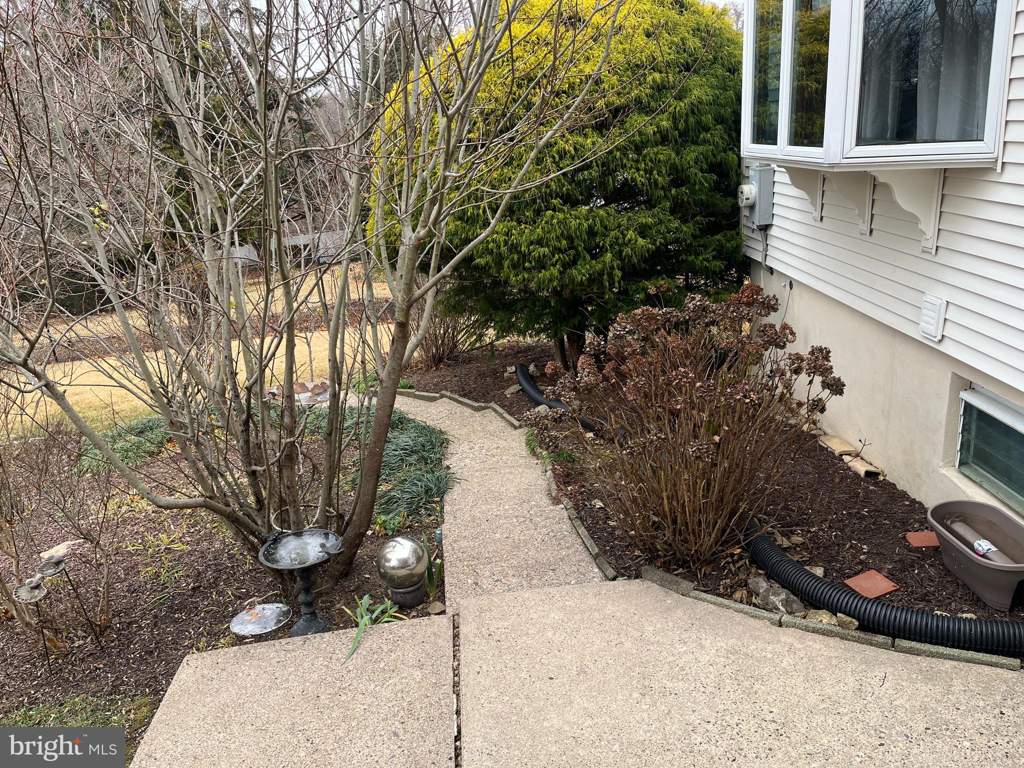 FEASTERVILLE - Residential