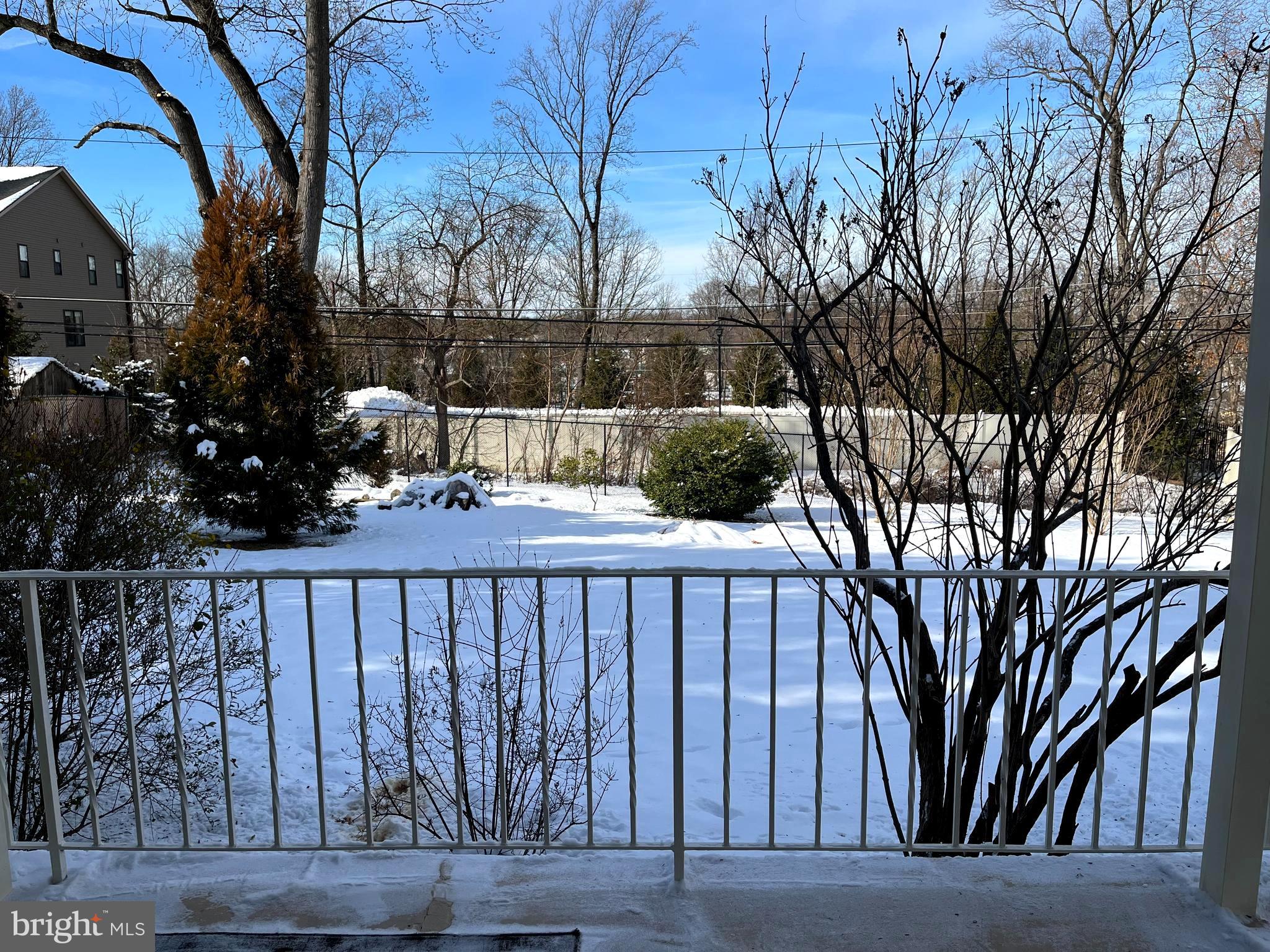 FEASTERVILLE - Residential