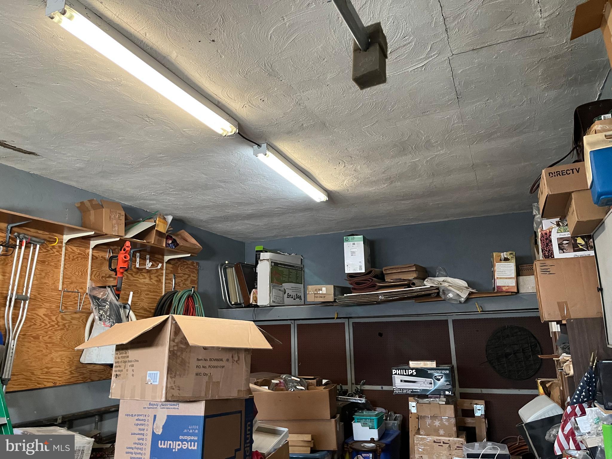 FEASTERVILLE - Residential