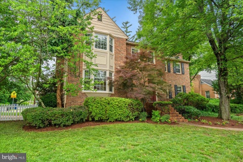 Homes For Sale - 2232 Military Road<br/> ARLINGTON, VA 22207