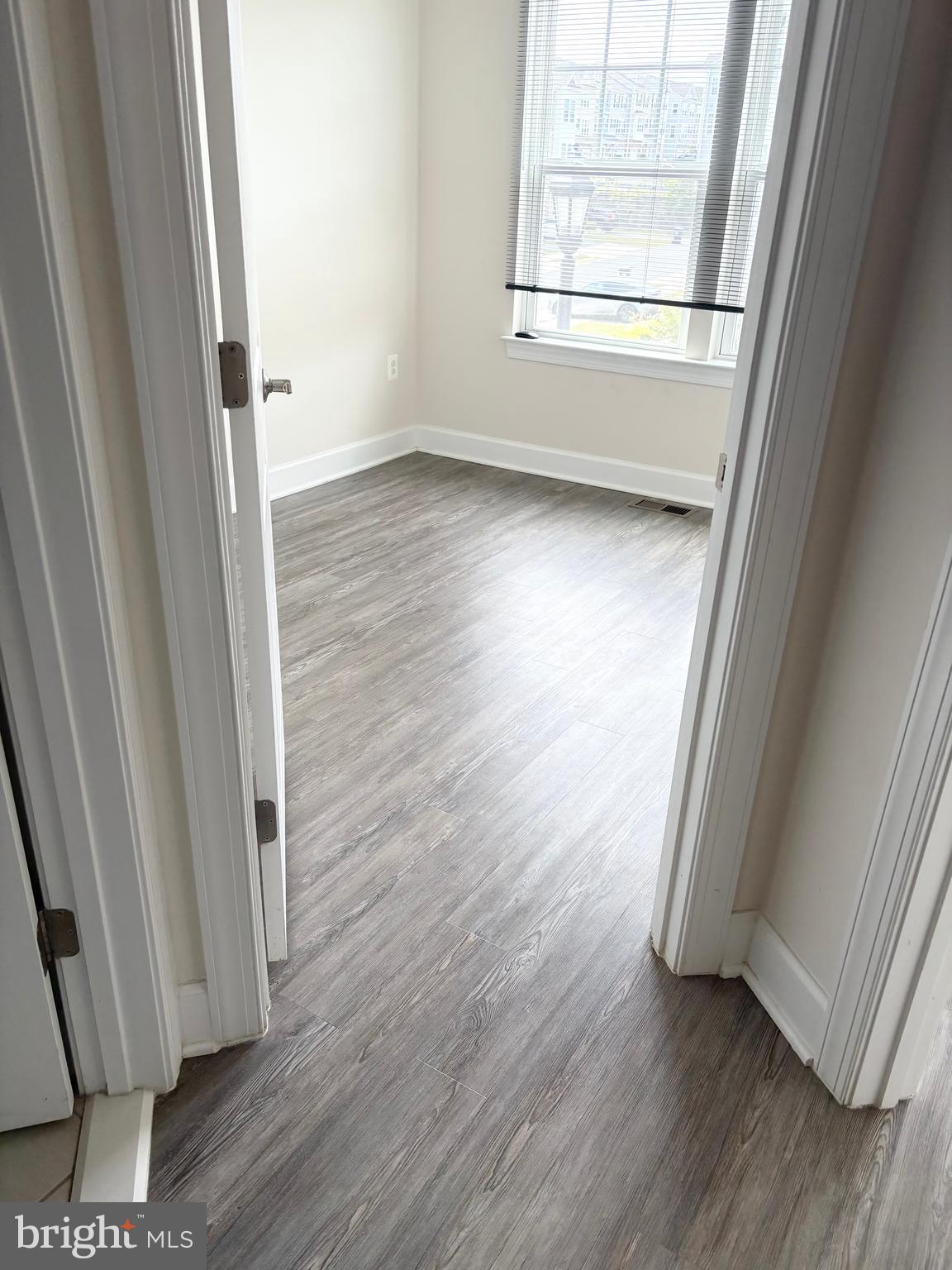 HAYMARKET CROSSING - Residential Lease