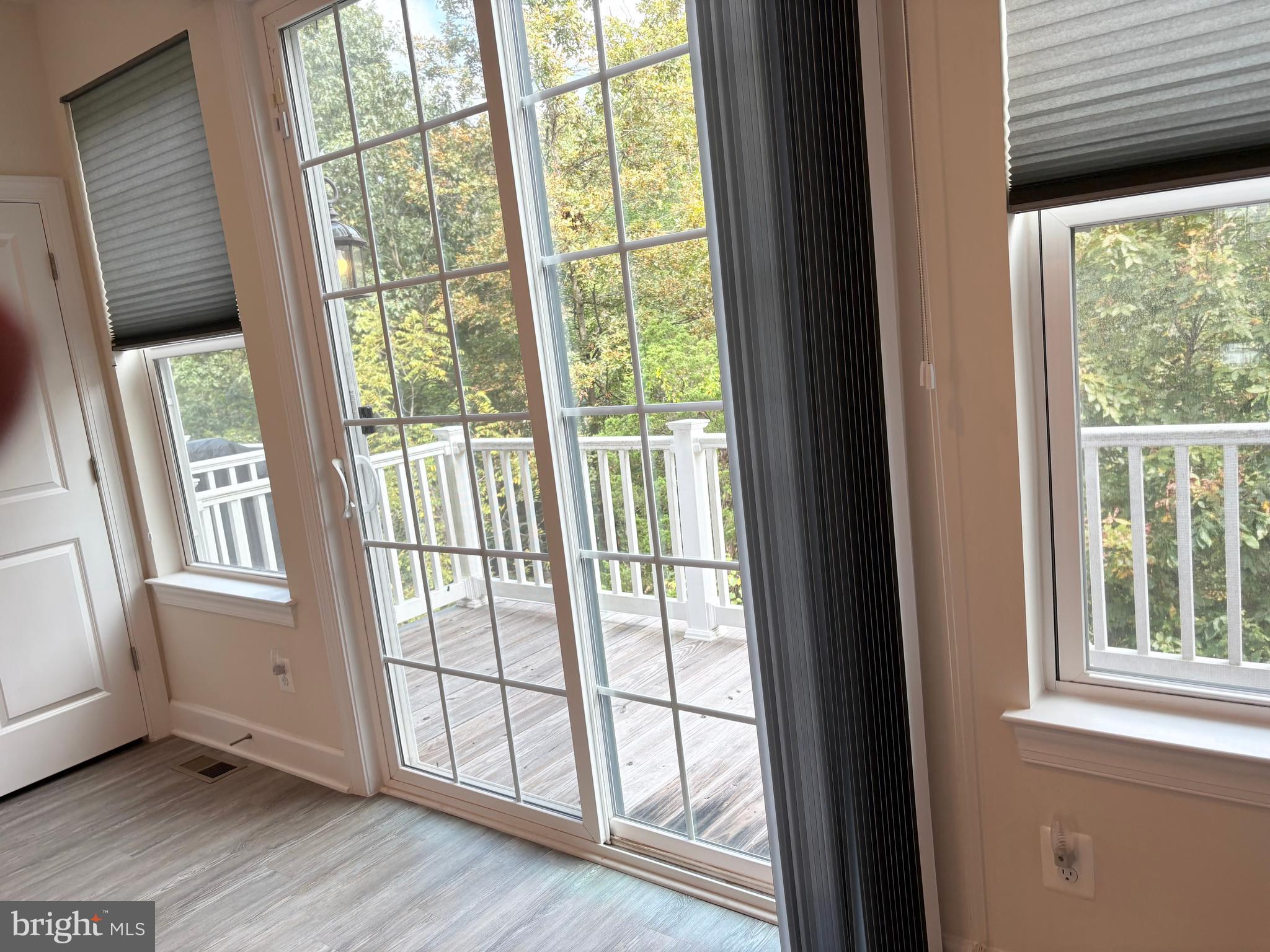 HAYMARKET CROSSING - Residential Lease