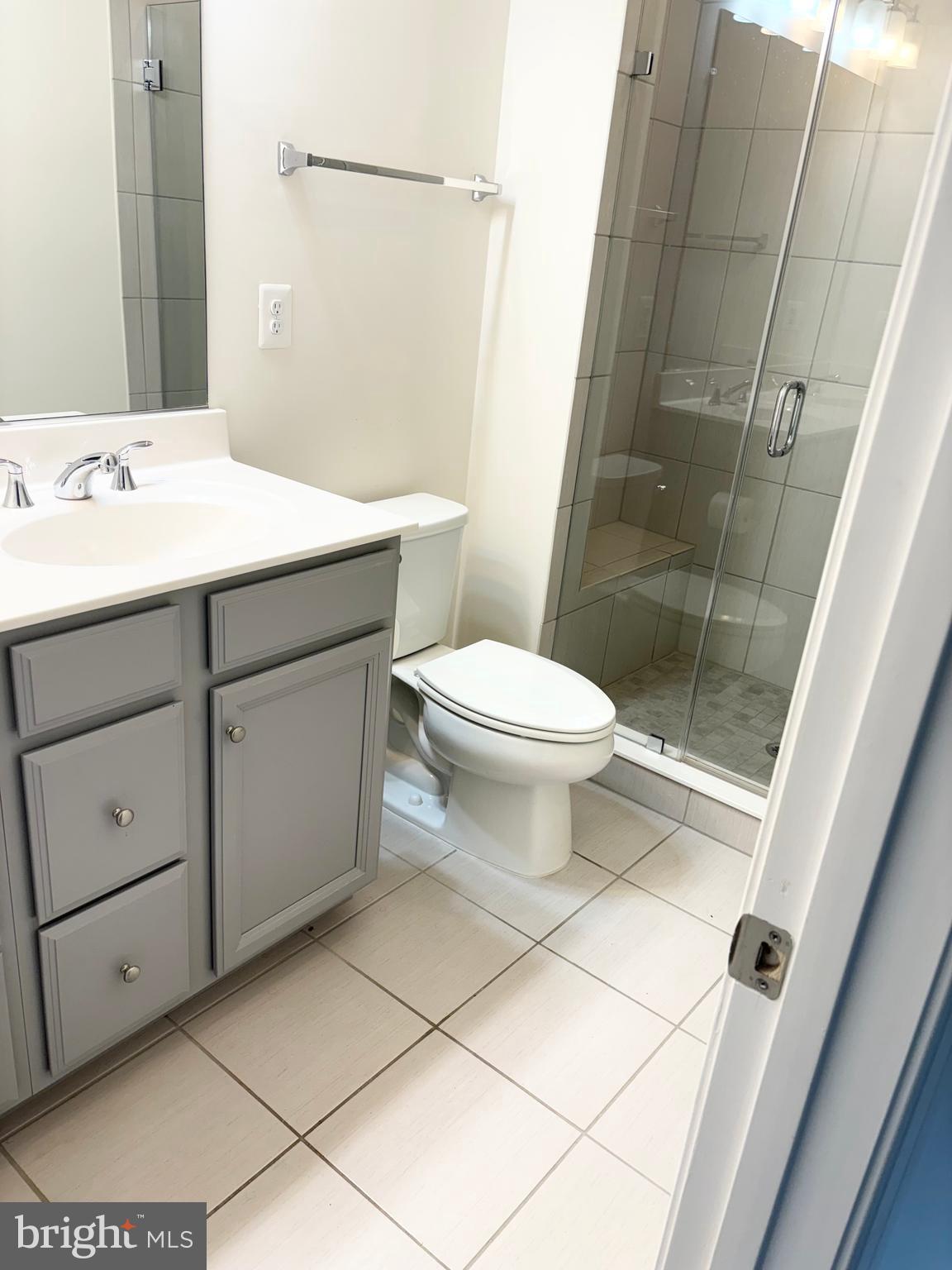 HAYMARKET CROSSING - Residential Lease