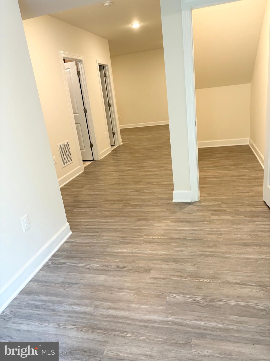 HAYMARKET CROSSING - Residential Lease