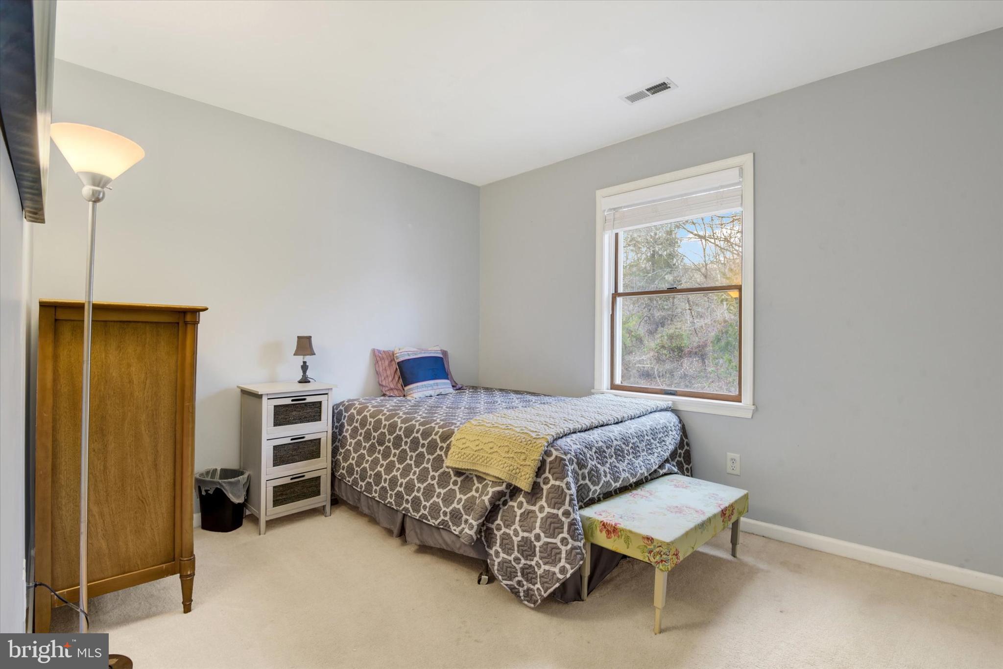 IPSTONE - Residential