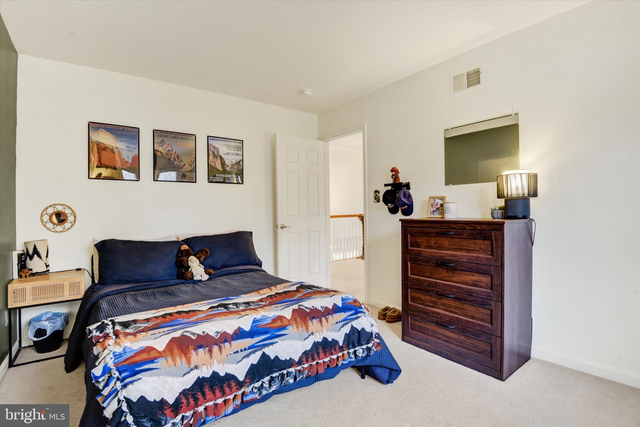 IPSTONE - Residential