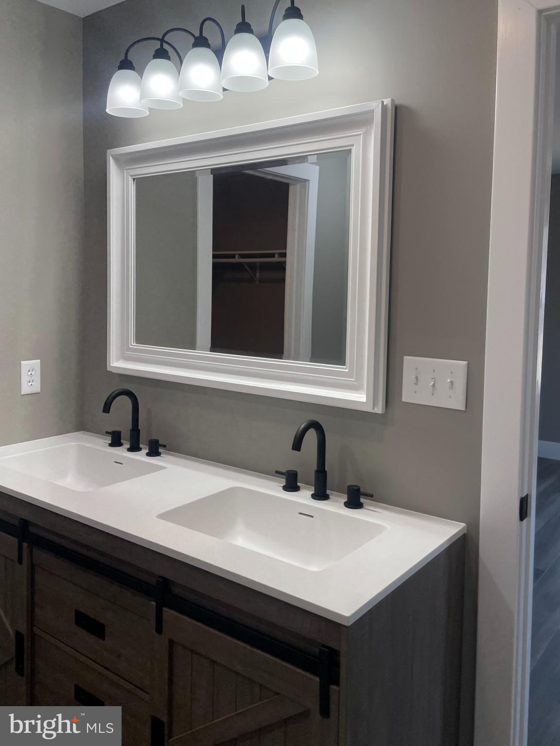 KESSEL ESTATES - Residential