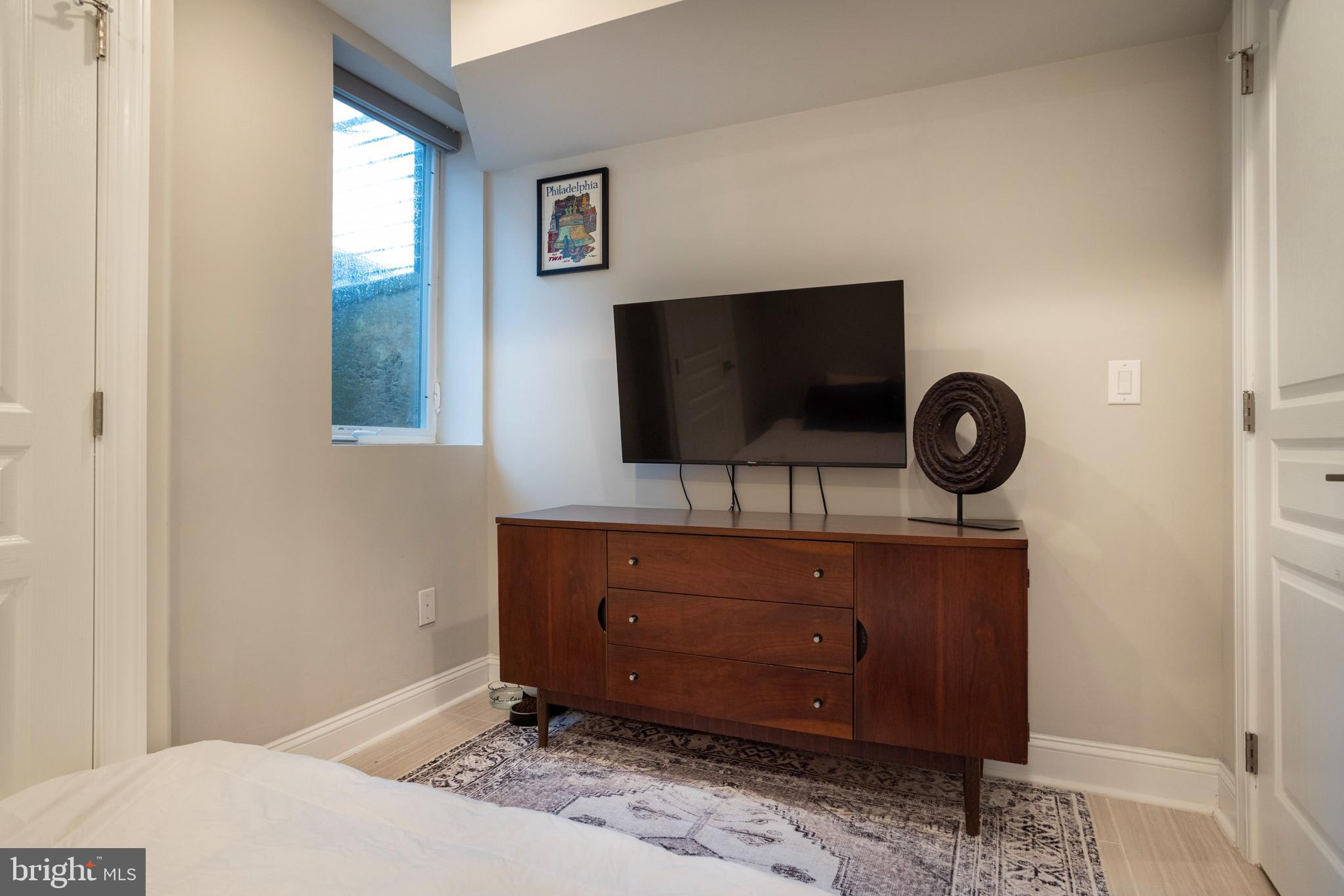 LUDLOW - Residential