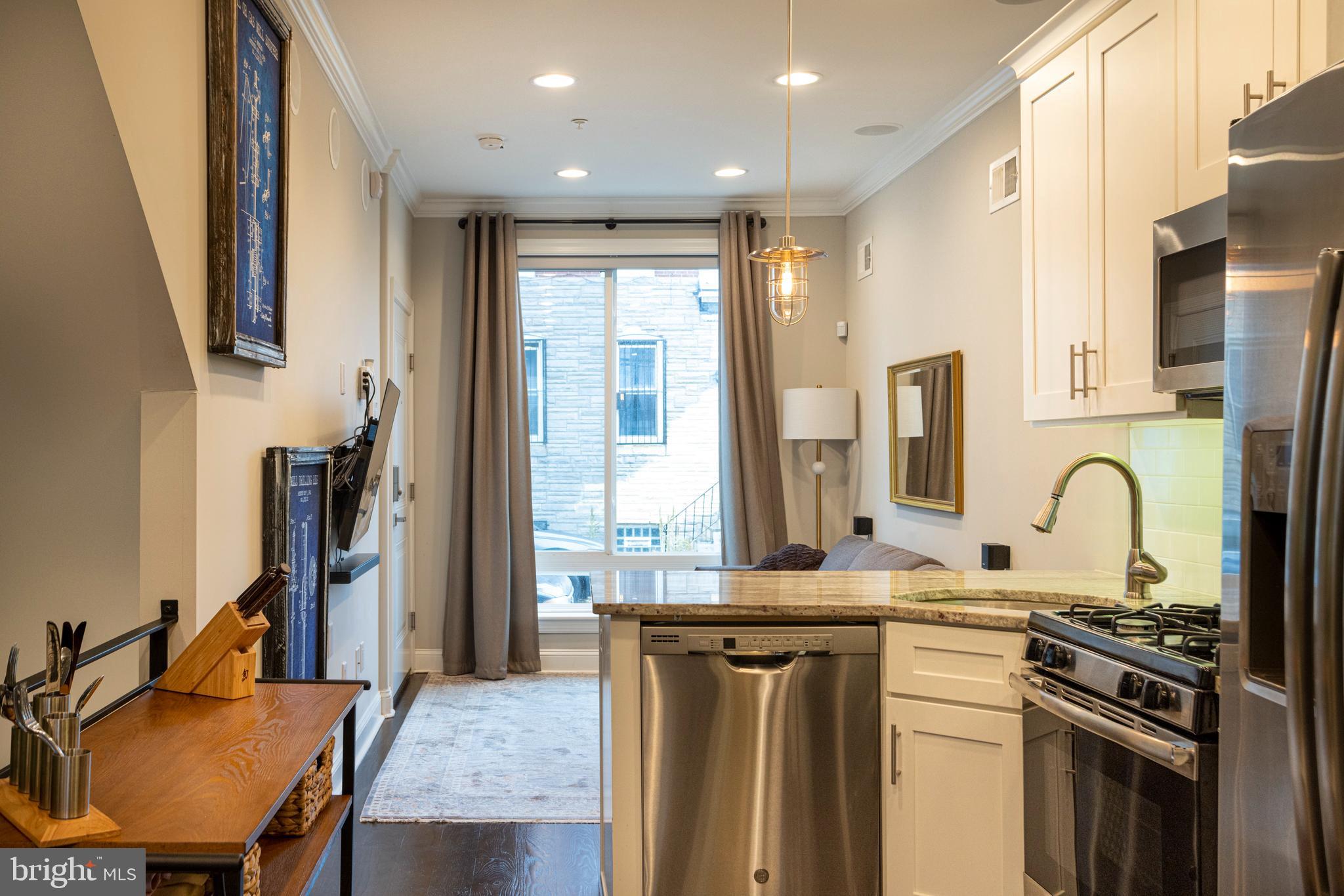 LUDLOW - Residential