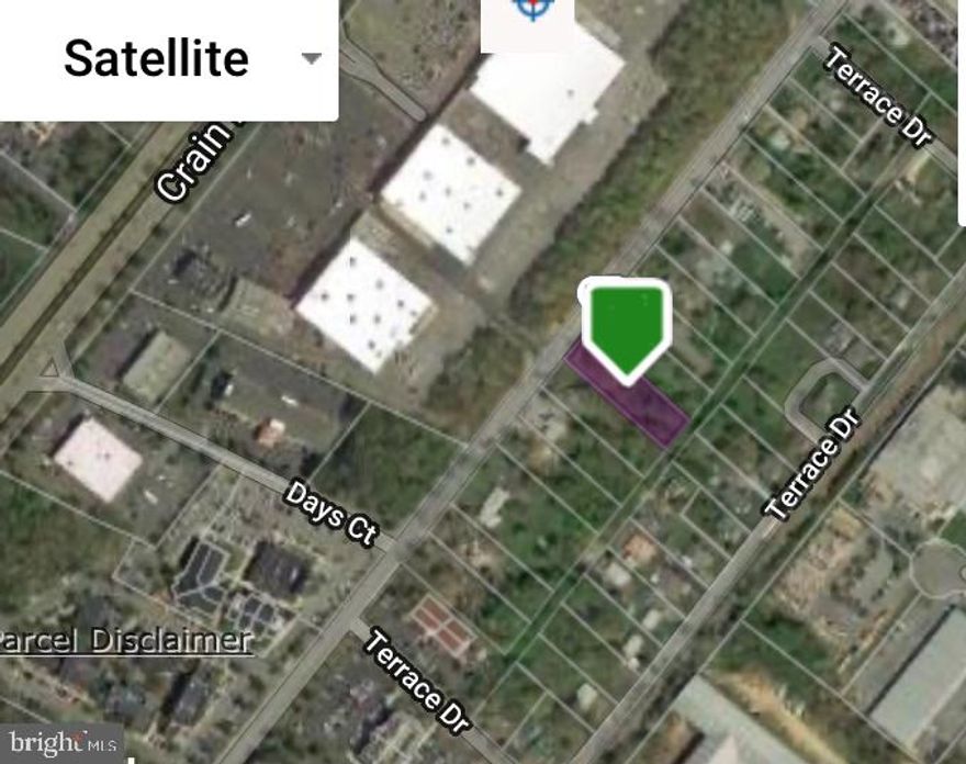 What a location! Great spot for small office build out, professional services/office, small medical, residential office (RO) (No Churches due to parking)