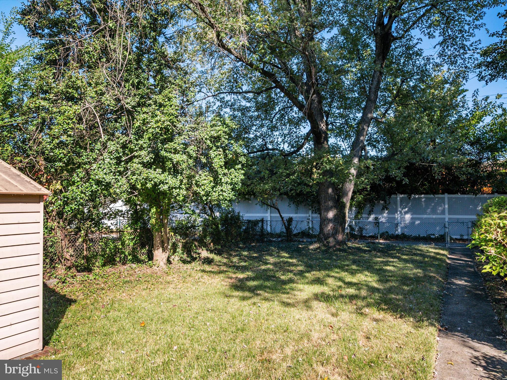 RIDGELEIGH - Residential Lease