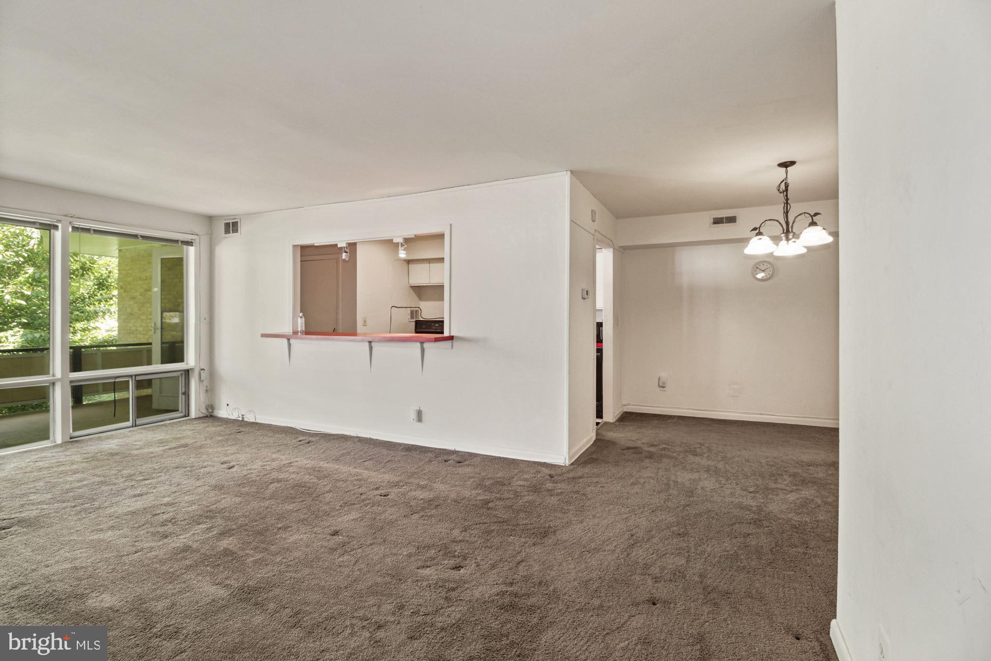 SPRING LAKE GARDEN CONDOMINIUM - Residential