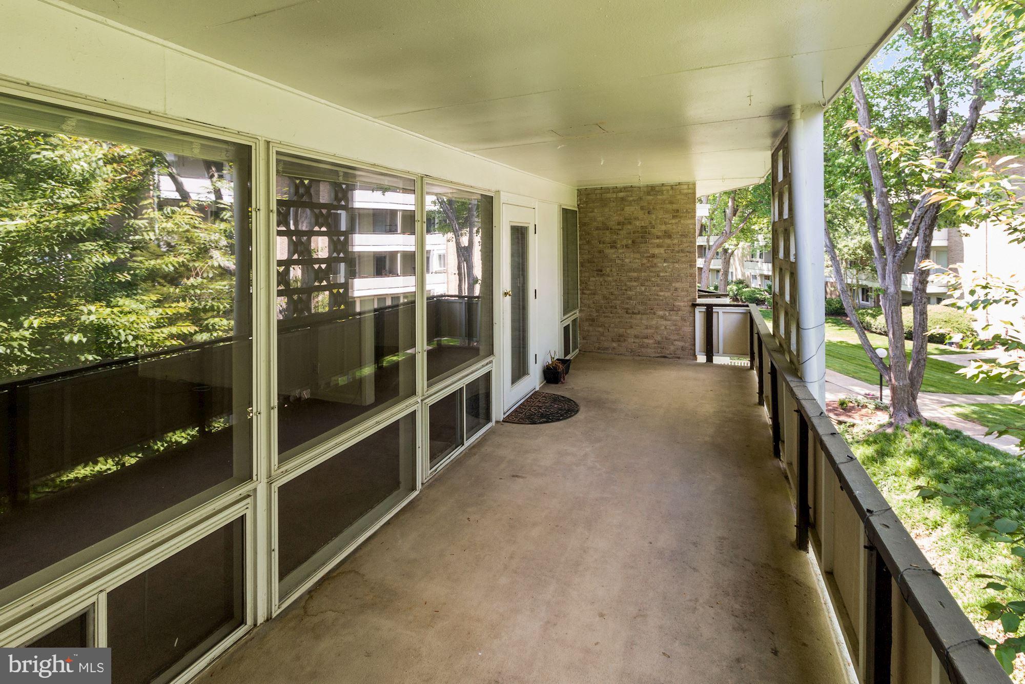 SPRING LAKE GARDEN CONDOMINIUM - Residential