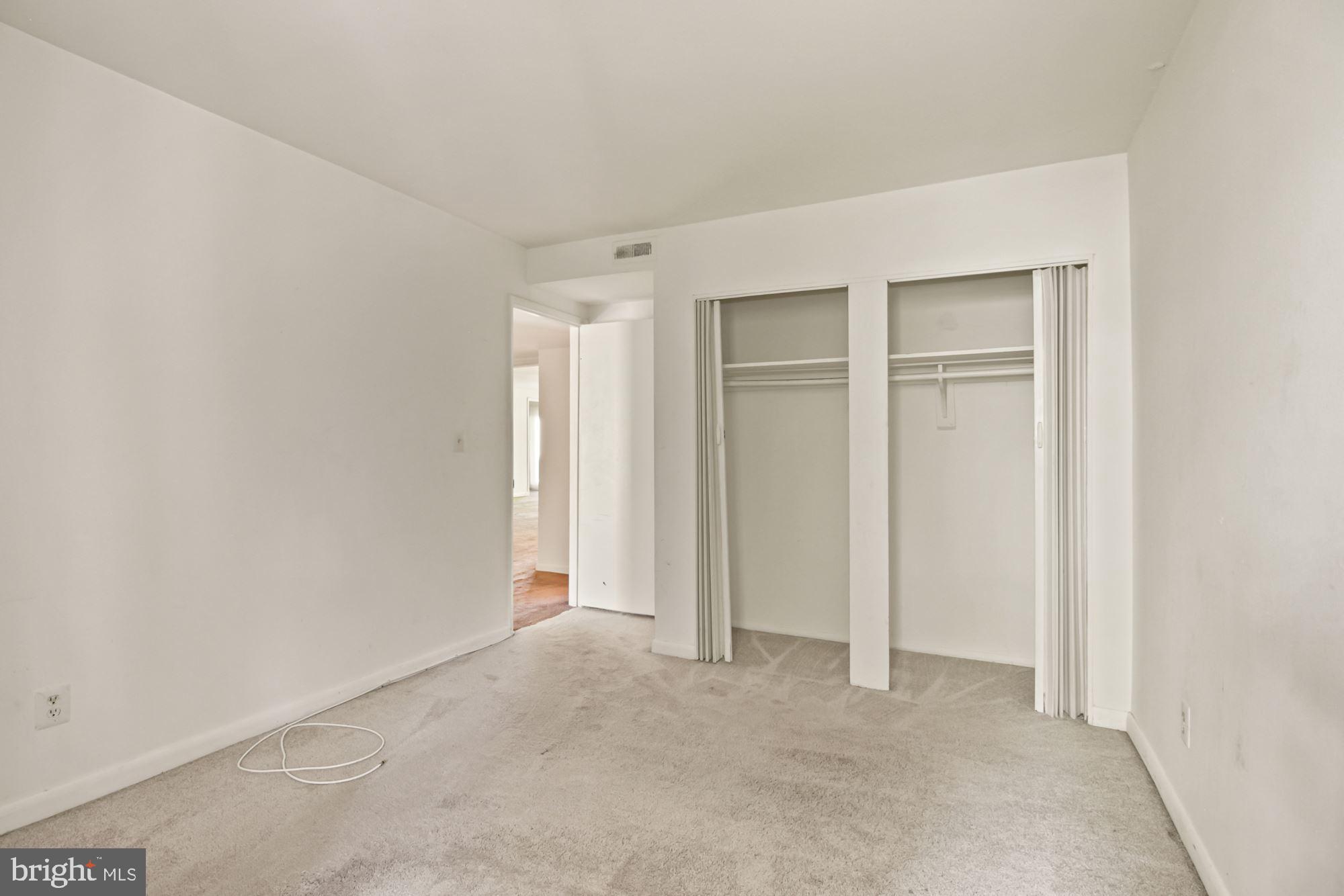 SPRING LAKE GARDEN CONDOMINIUM - Residential