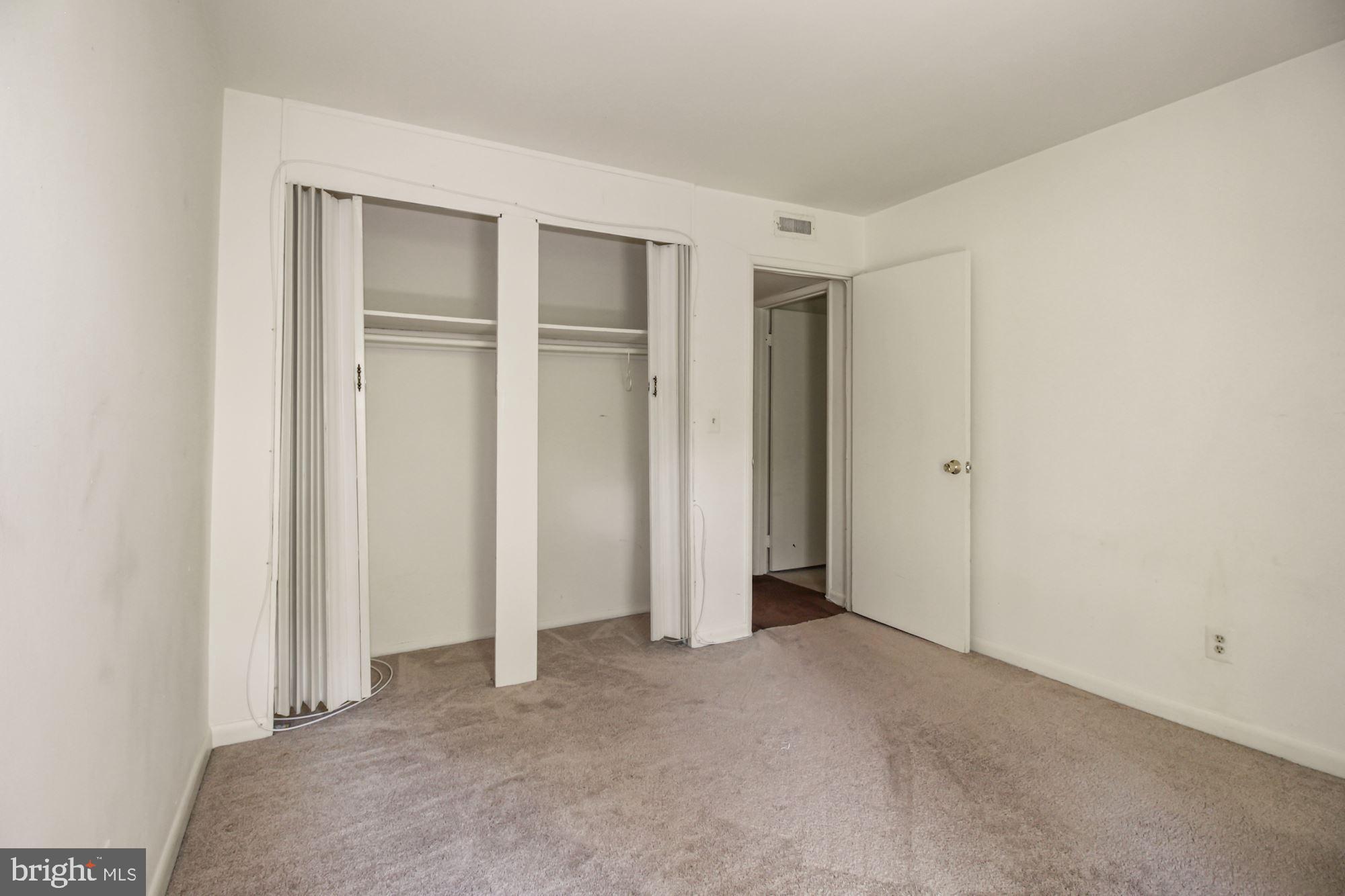 SPRING LAKE GARDEN CONDOMINIUM - Residential