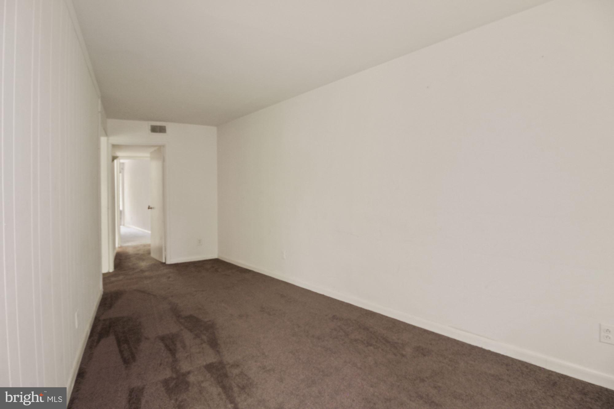 SPRING LAKE GARDEN CONDOMINIUM - Residential