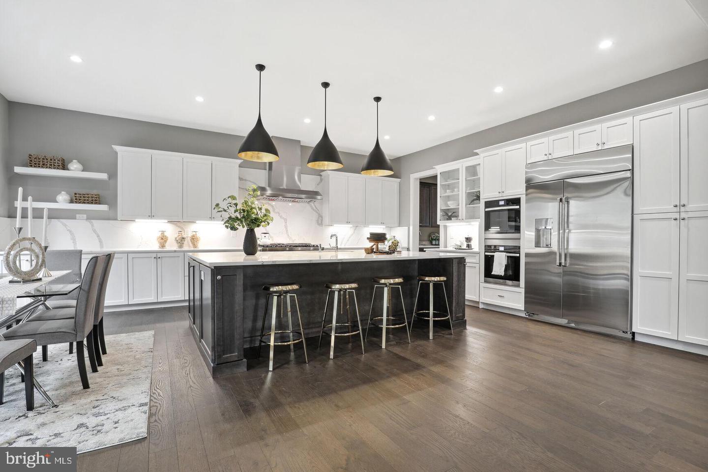 FORESTVILLE - Residential