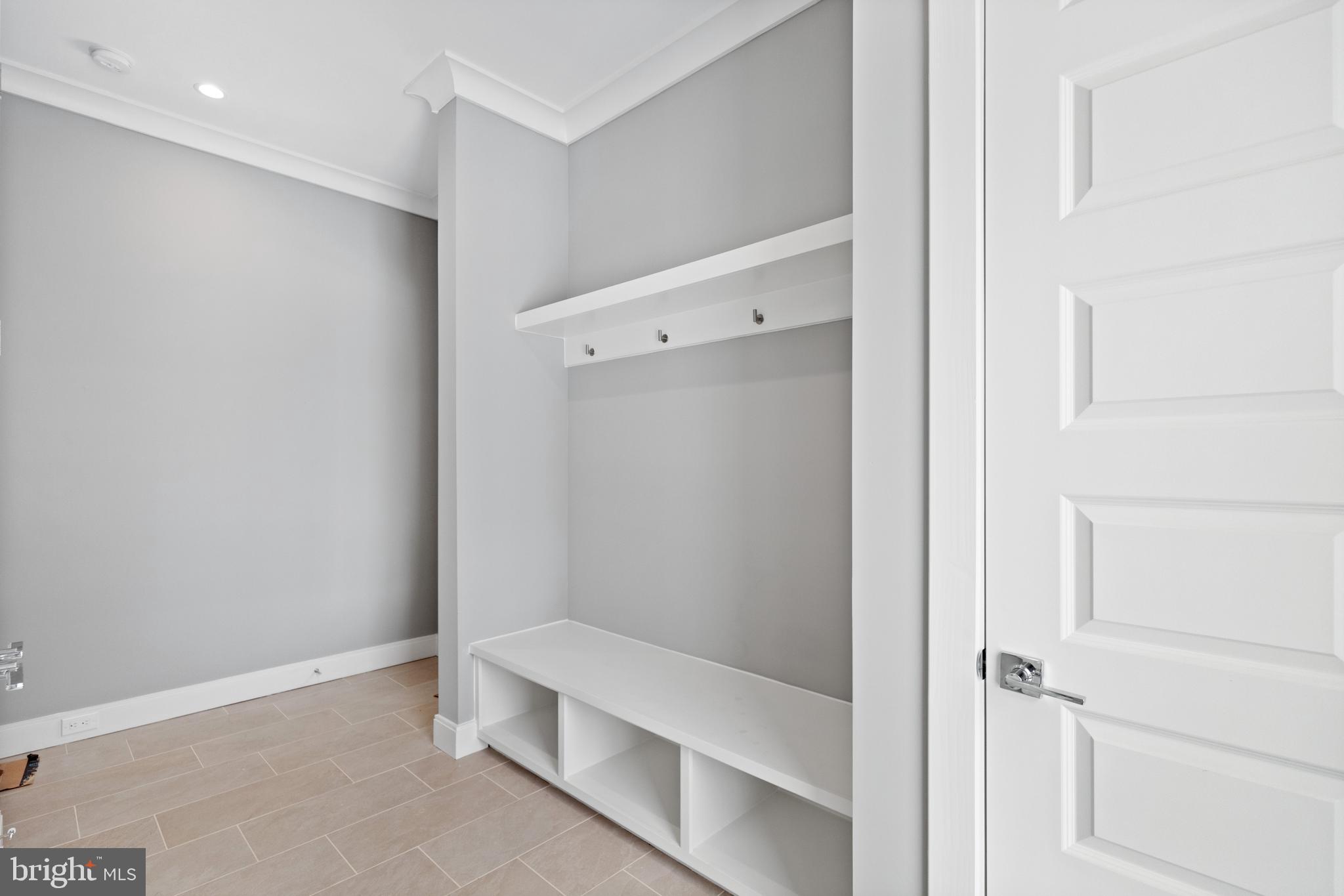 FORESTVILLE - Residential