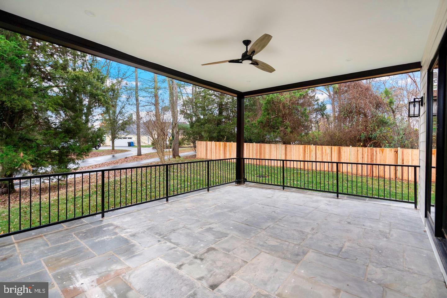 FORESTVILLE - Residential